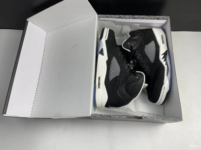 Bmlin Shoes 5 OREO CT4838-011 JORDAN AIR 0818